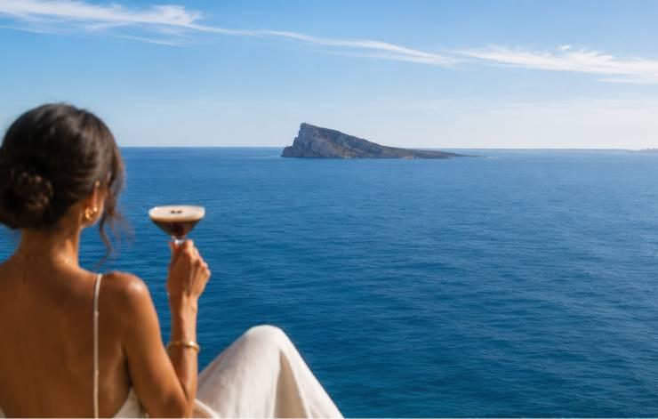 Intimacy, calm and horizon to experience the sea from another place. Hôtel Villa Venecia Boutique Benidorm Intimacy, calm and horizon to experience the sea from another place. Hôtel Villa Venecia Boutique Benidorm